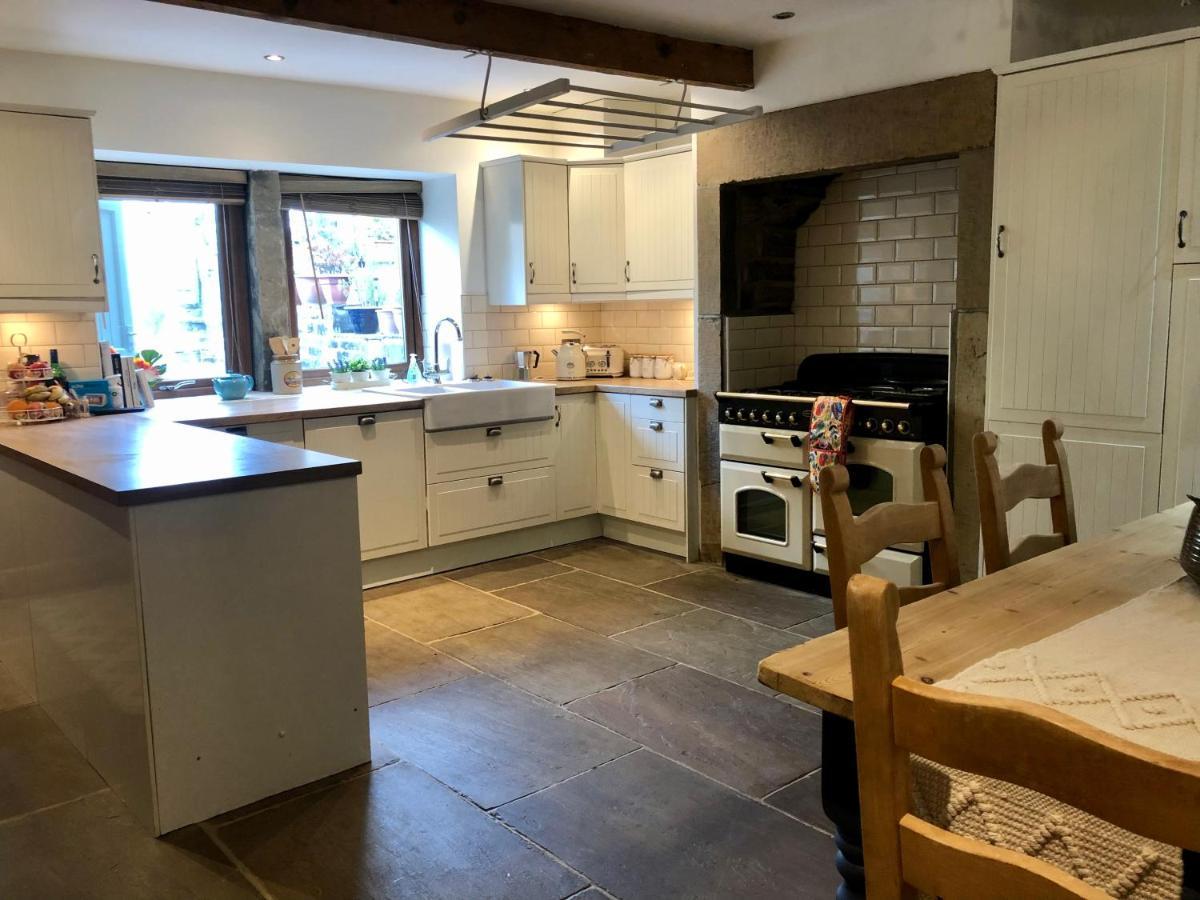 Wuthering Cottage - Central, Stylish, Cosy, Comfy Haworth Bagian luar foto