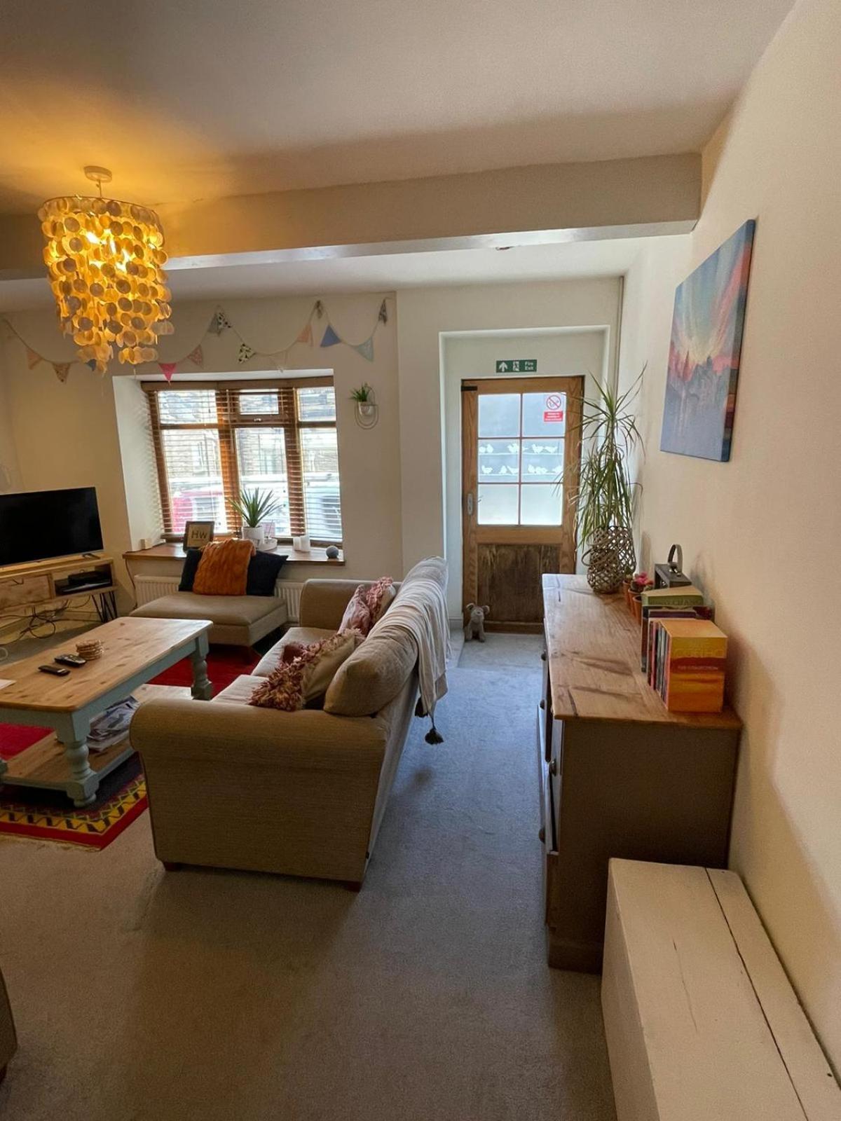 Wuthering Cottage - Central, Stylish, Cosy, Comfy Haworth Bagian luar foto